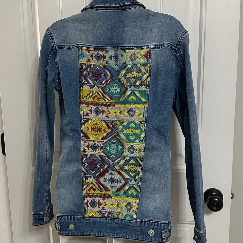 Nwots LulaRoe Denim Jacket XS Southwestern design